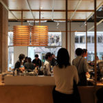 ブルーボトルコーヒー 神戸カフェ (BLUE BOTTLE COFFEE) 関西2店舗目は開放的なショップがよく似合う神戸の街に